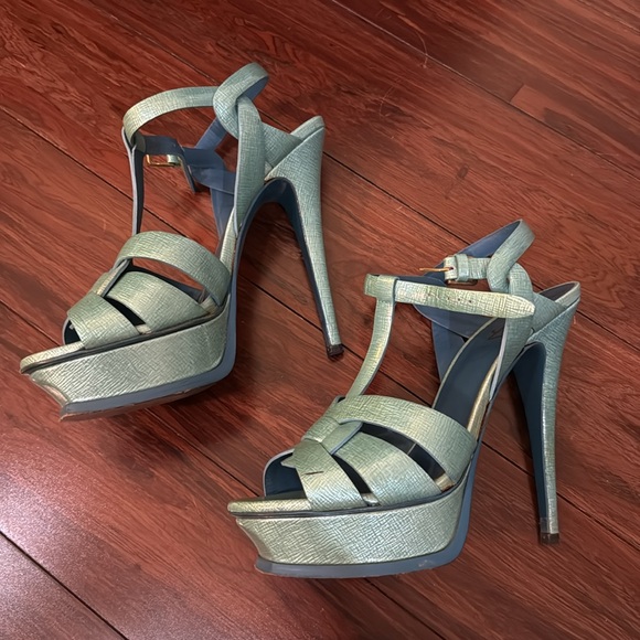 YSL Tribute Sandals in Patent Leather - great condition - Picture 5 of 7